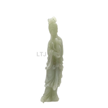 Cargar imagen en el visor de la galería, Hetian Jade Quan Yin Sculpture
