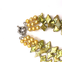 Load image into Gallery viewer, Green star pearl necklace
