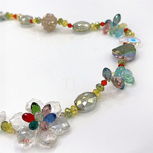 Cargar imagen en el visor de la galería, Multi-colored Swarovski necklace
