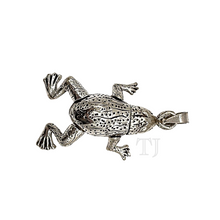 Load image into Gallery viewer, Silver frog pendant
