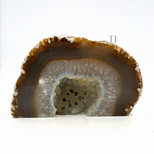 将图片加载到图库查看器，Natural Agate Geode
