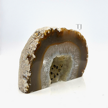 将图片加载到图库查看器，Natural Agate Geode
