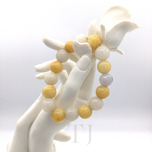 Load image into Gallery viewer, Lavender and yellow jade beads bracelet
