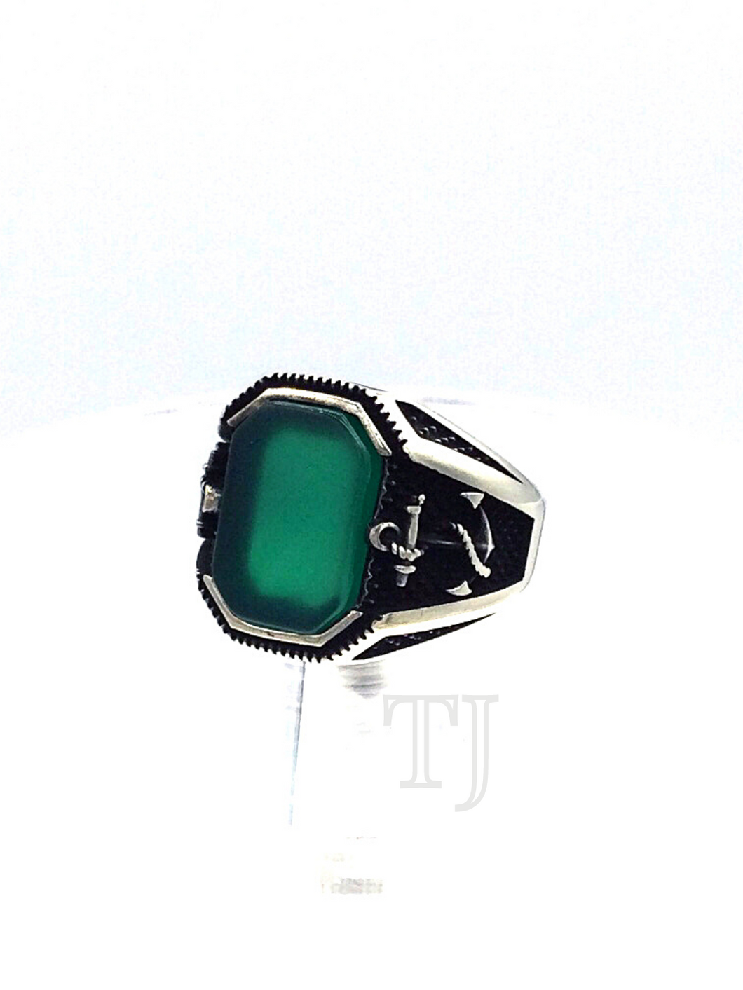 Green Onyx Ring in anchor setting