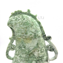 Load image into Gallery viewer, Qing Dynasty phoenix jade urn 
