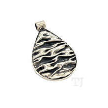 Load image into Gallery viewer, Silk Wave Pendant
