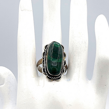 Load image into Gallery viewer, Silver coated malachite Ring
