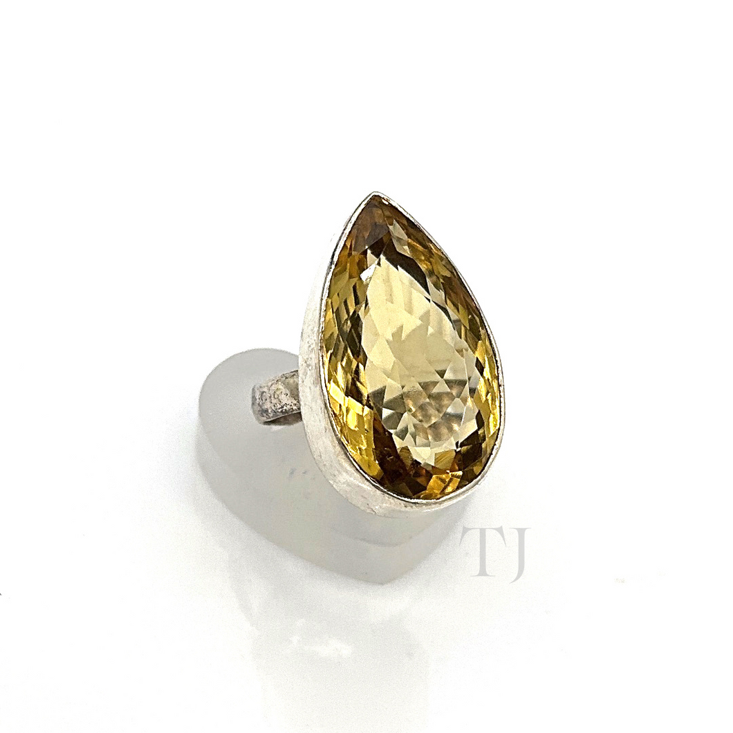 Tear drop citrine ring