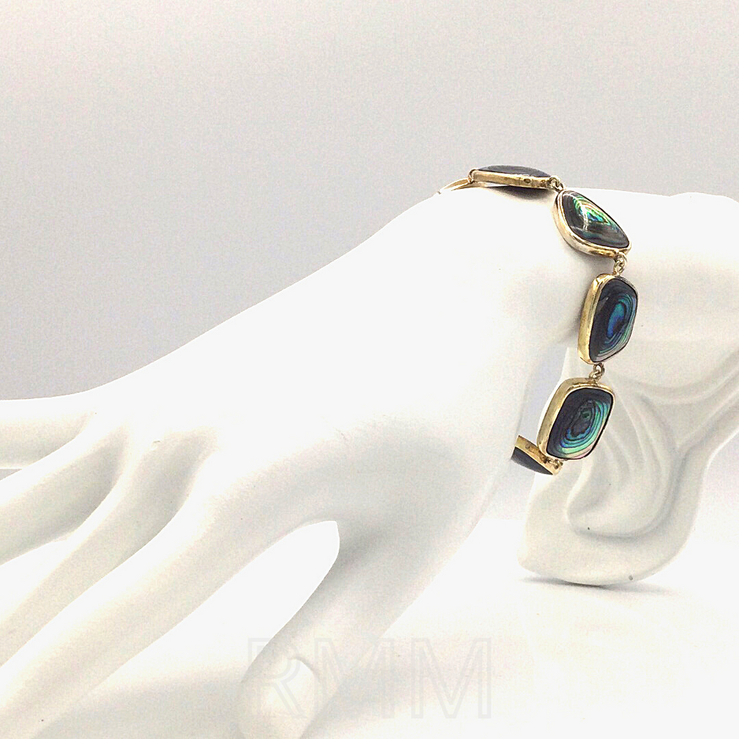 Mother of pearl bracelet in gold coated sterling silver