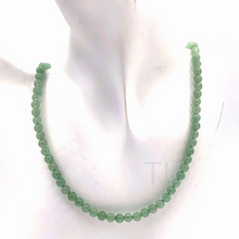 Cargar imagen en el visor de la galería, Aventurine 8mm beads necklace
