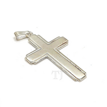 Load image into Gallery viewer, Cross silver pendant
