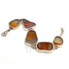 Cargar imagen en el visor de la galería, Flat Agate Stone Bracelet in sterling silver
