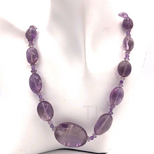 Cargar imagen en el visor de la galería, Amethyst Graduated Style Necklace
