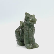 在图库查看器中加载和播放视频，360 view of Burmese Lion Jadeite Figurine
