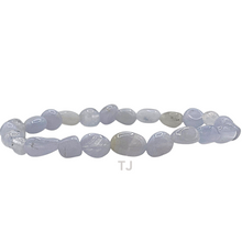 Cargar imagen en el visor de la galería, Blue Lace Agate Nugget Bracelet with elastic string
