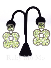 Load image into Gallery viewer, Peridot earrings in sterling silver
