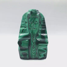 Cargar y reproducir el video en el visor de la galería, Hand-Carved Malachite Mummy Figurine
