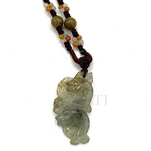 Cargar imagen en el visor de la galería, Burmese Jade Figure Pendant with red silk string with small jade beads
