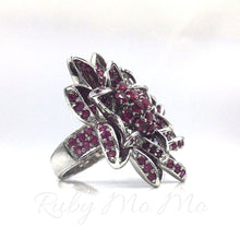 Cargar imagen en el visor de la galería, Rose Ruby Ring in sterling silver
