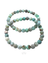 Cargar imagen en el visor de la galería, Chrysoprase beads Bracelet
