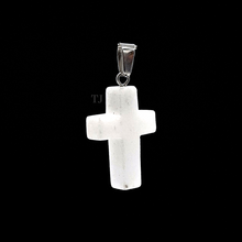 将图片加载到图库查看器，White Jade cross pendant
