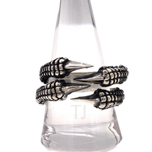 Load image into Gallery viewer, Crow&#39;s Claw Sterling silver ring
