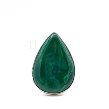 Load image into Gallery viewer, Pear shaped malachite ring in sterling silver
