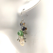 Load image into Gallery viewer, Fresh water pearl earrings in sterling silver
