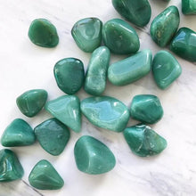 Load image into Gallery viewer, Aventurine Tumbled stones small size
