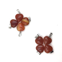 将图片加载到图库查看器，Carnelian Heart shaped pendants
