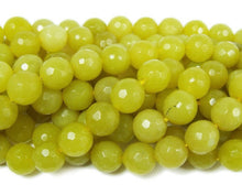 Cargar imagen en el visor de la galería, Olive Jade Bracelet (Faceted)
