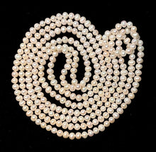 将图片加载到图库查看器，Round Pearl Long Necklace
