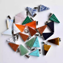 将图片加载到图库查看器，Gemstones Pyramid Shaped Pendants
