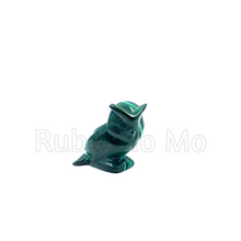 Загрузить изображение в средство просмотра галереи, Hand-Carved Malachite Owl Figurines
