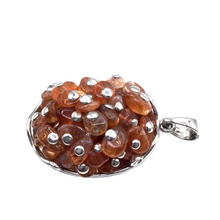 将图片加载到图库查看器，Carnelian Grape style pendant in sterling silver
