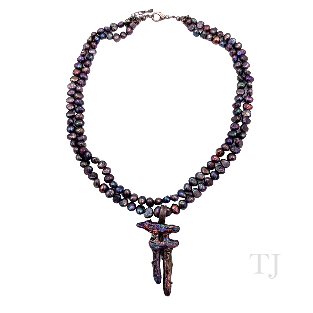 Freshwater Black Pearl Necklace with Pendant