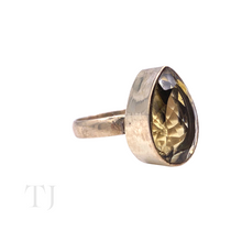 Cargar imagen en el visor de la galería, Citrine Tear Drop Cut Ring in Sterling Silver
