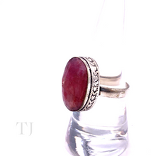 Загрузить изображение в средство просмотра галереи, Indian Ruby Oval Cut with Heart Designed Ring in Sterling Silver
