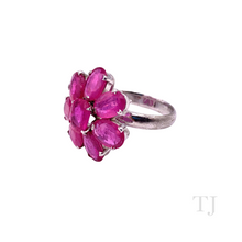 Cargar imagen en el visor de la galería, Ruby Flower Ring in Stelring Silver
