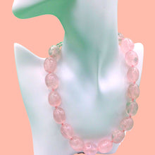 Загрузить изображение в средство просмотра галереи, Rose Quartz Oval shape Necklace
