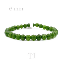 Load image into Gallery viewer, Green Jade Bracelet
