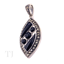 Load image into Gallery viewer, Black Onyx Stones in Sterling Silver Pendant
