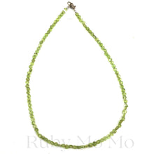 Load image into Gallery viewer, Peridot Round Chip Necklace in Sterling Silver 925
