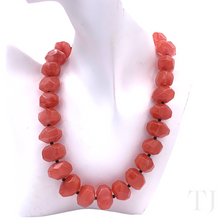 Загрузить изображение в средство просмотра галереи, 18 inches Cherry Quartz Stone Necklace 
