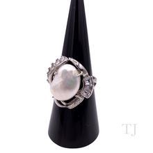 Cargar imagen en el visor de la galería, Freshwater Baroque Pearl Ring in Sterling Silver
