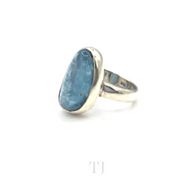 Load image into Gallery viewer, Side view of Aquamarine oval cabochon ring in sterling silver
