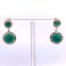 Cargar imagen en el visor de la galería, Malachite Circle Earrings in Sterling Silver
