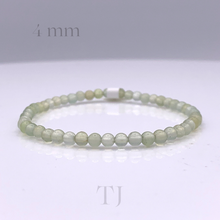 Load image into Gallery viewer, Korean Jade Bracelet
