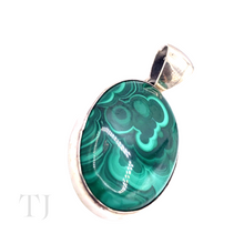 Load image into Gallery viewer, Malachite Oval Shape Pendant in Sterling Silver
