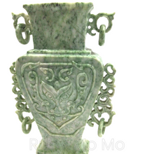 将图片加载到图库查看器，closer view of Antique Jade incense burner with carving
